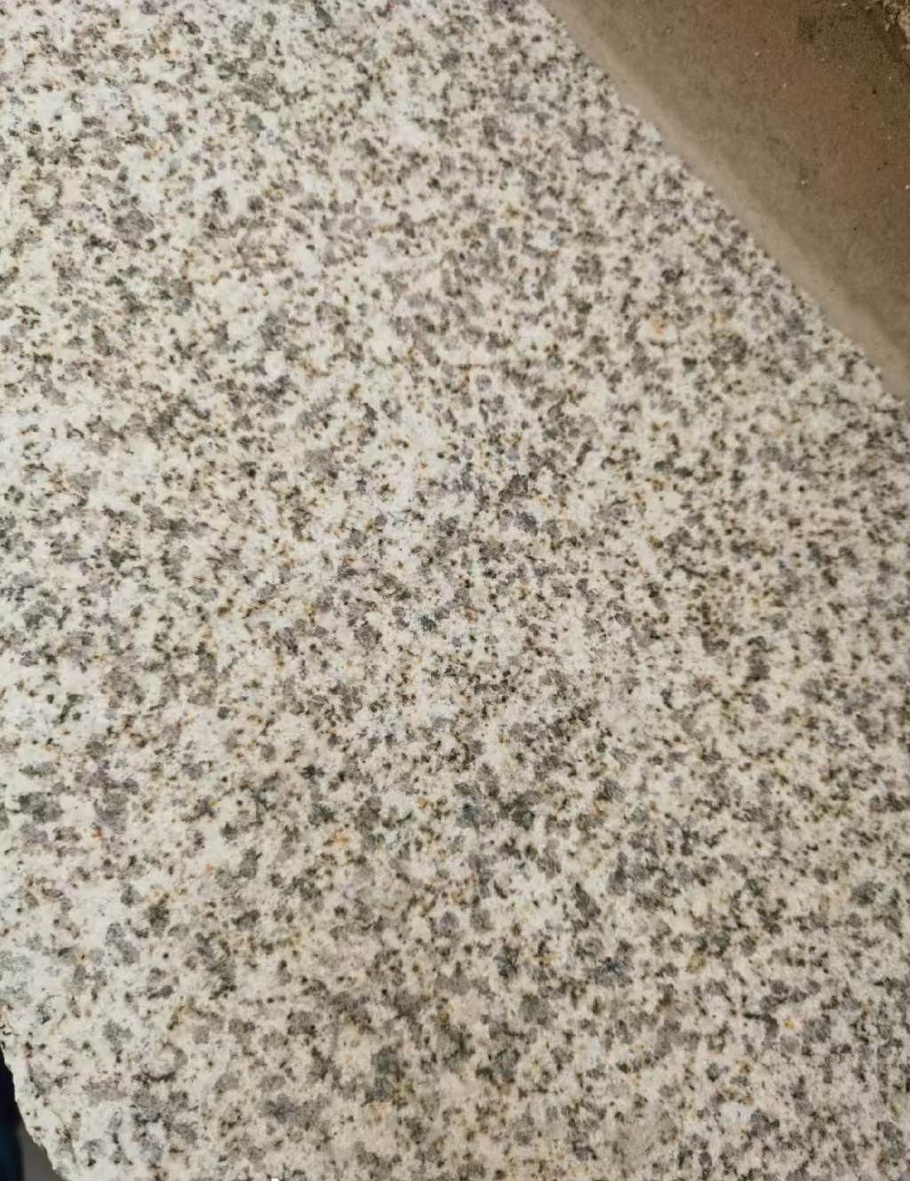 北京 黄金麻中黄光面